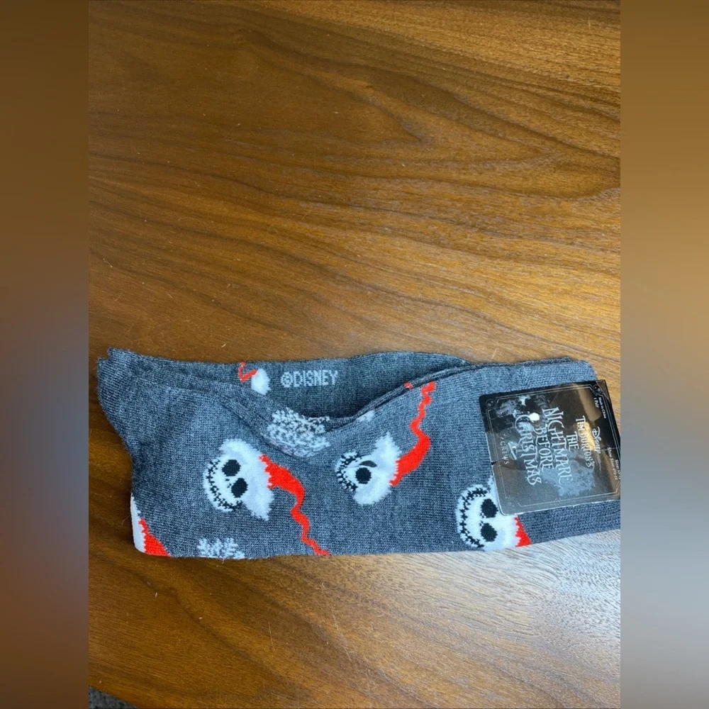 NWT Men's CHRISTMAS‎ Socks Nightmare Before Christmas L  9-13